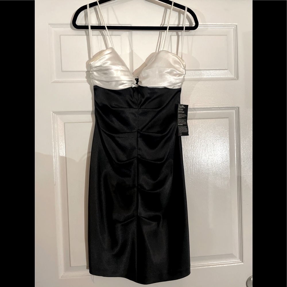 Short Deep V party dress